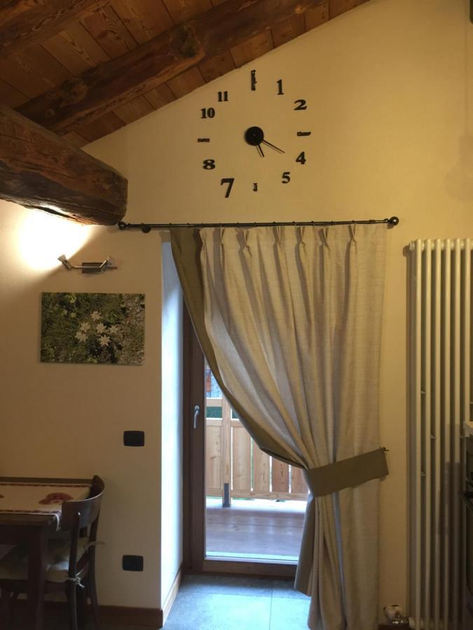 La maison du pont Mont Blanc 2 La Salle Extérieur photo